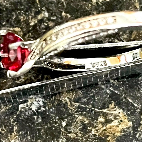 Red Lab Created Ruby Ring - Picture 3 of 5